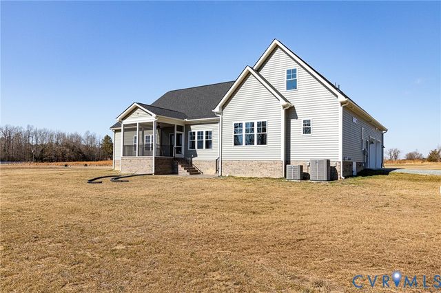 4990 Hundley Pl, Mechanicsville, VA 23111