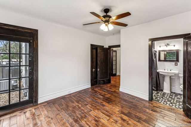 162 Davis Court, San Antonio, TX 78209