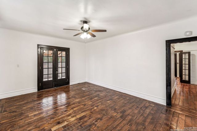 162 Davis Court, San Antonio, TX 78209