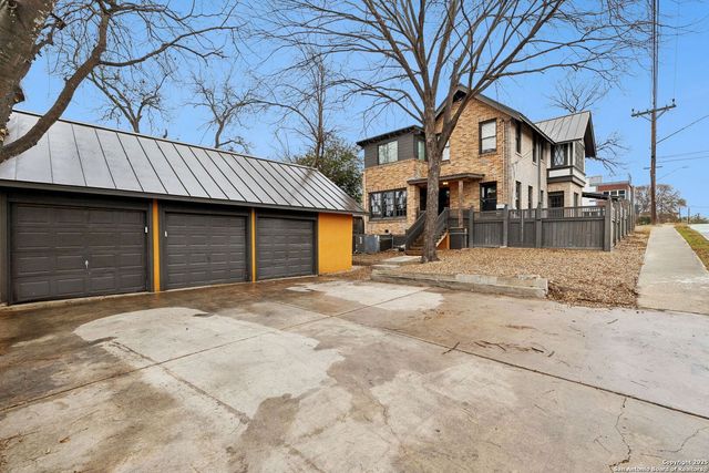 162 Davis Court, San Antonio, TX 78209