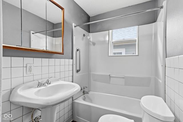 2460 Sheldon Street, Indianapolis, IN 46218