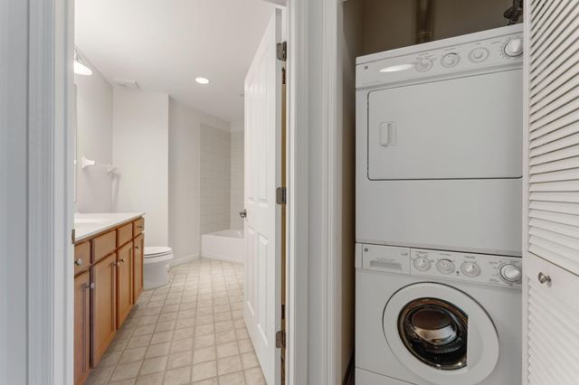 500 E Grant Street 1402, Minneapolis, MN 55404