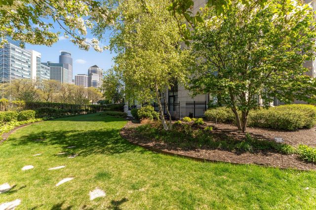 500 E Grant Street 1402, Minneapolis, MN 55404