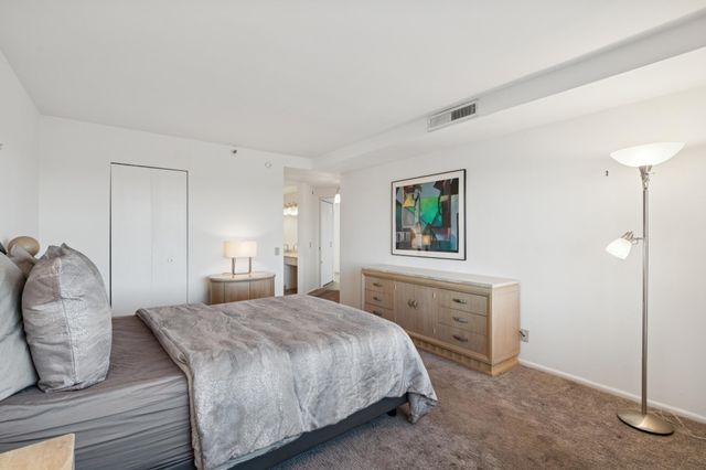 2950 Dean Parkway 1705, Minneapolis, MN 55416