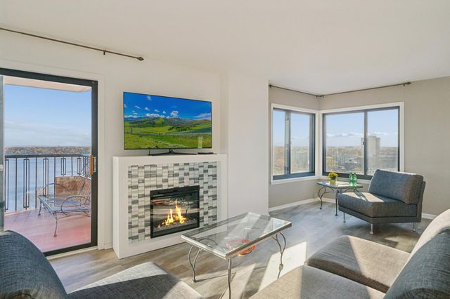 2950 Dean Parkway 1705, Minneapolis, MN 55416