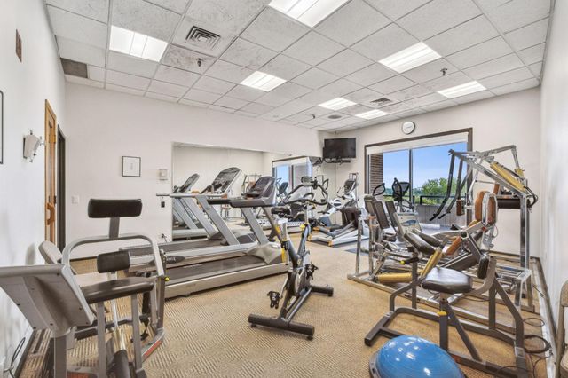 2950 Dean Parkway 1705, Minneapolis, MN 55416