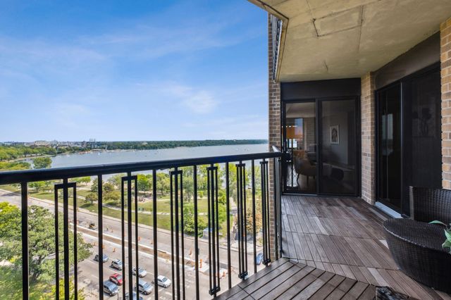 2950 Dean Parkway 1705, Minneapolis, MN 55416