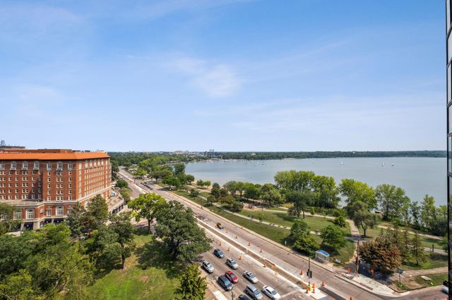 2950 Dean Parkway 1705, Minneapolis, MN 55416