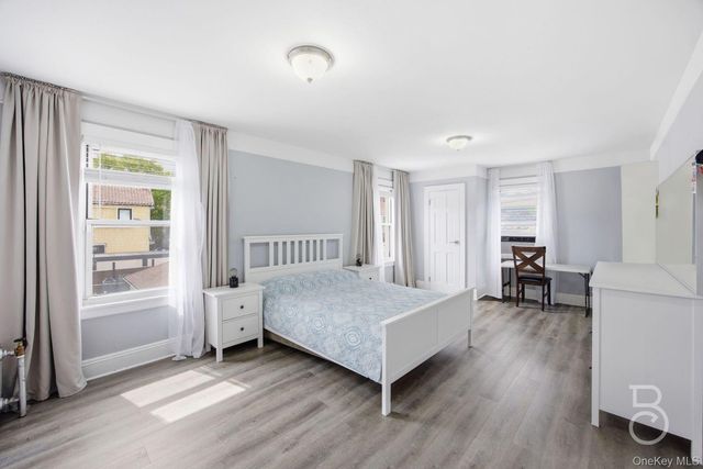 88-38 78th Avenue, Glendale, NY 11385