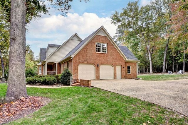 3313 Running Cedar WAY, Williamsburg, VA 23188