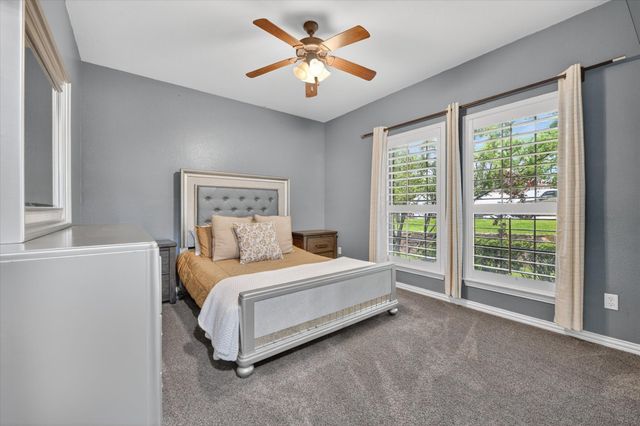 1005 Meadow Lark Lane, Weatherford, TX 76087