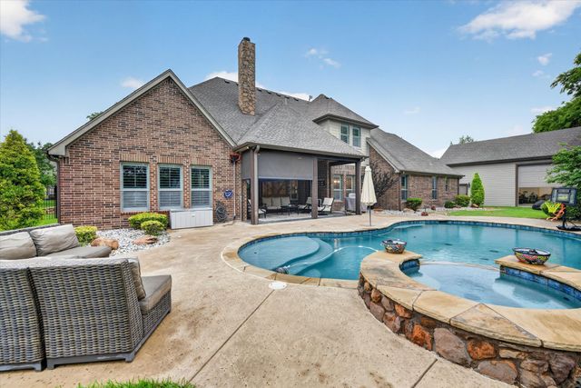 1005 Meadow Lark Lane, Weatherford, TX 76087