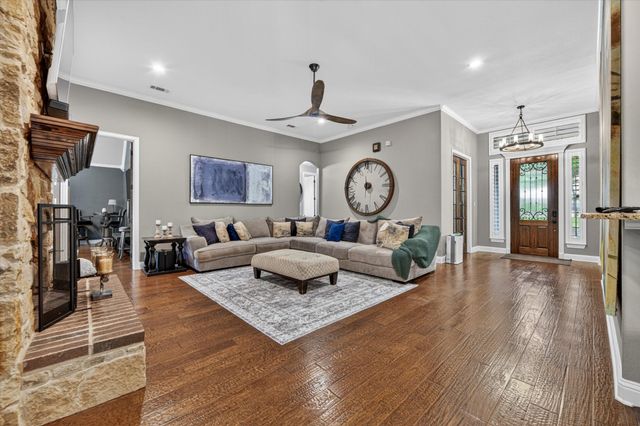 1005 Meadow Lark Lane, Weatherford, TX 76087