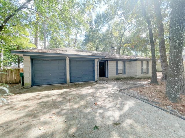 13 N Deerfoot Circle, The Woodlands, TX 77380