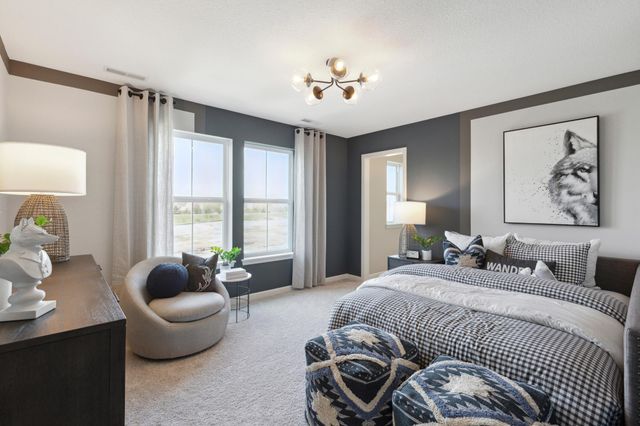 1586 Norbert Lane, Shakopee, MN 55379