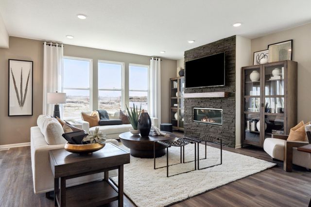 1586 Norbert Lane, Shakopee, MN 55379