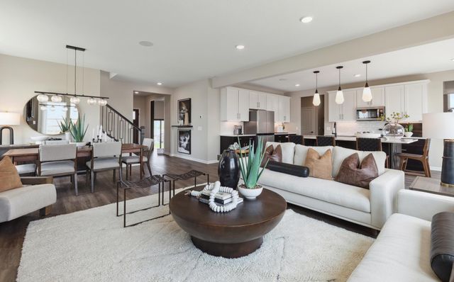 1586 Norbert Lane, Shakopee, MN 55379