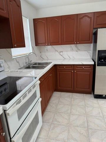 27902 SW 129th Court, Homestead, FL 33032