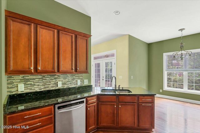 8 Rutledge Lane, Pinehurst, NC 28374