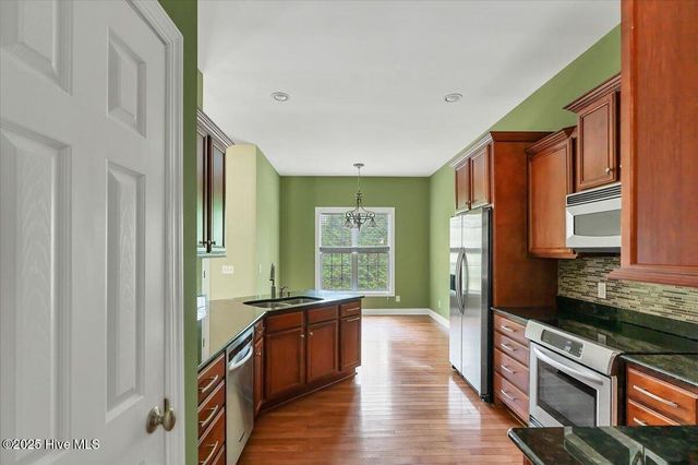 8 Rutledge Lane, Pinehurst, NC 28374