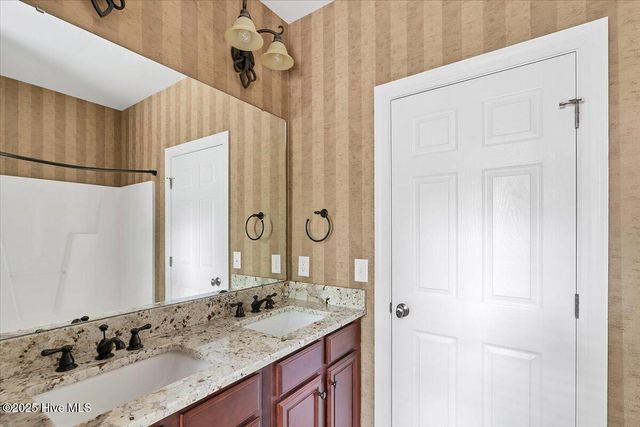 8 Rutledge Lane, Pinehurst, NC 28374