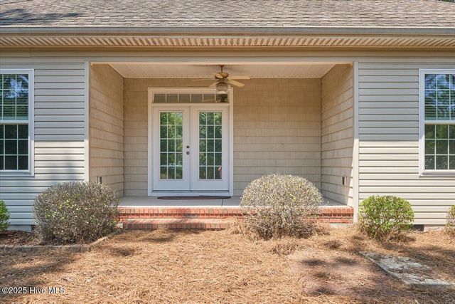 8 Rutledge Lane, Pinehurst, NC 28374