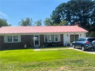 194 Terri Lane, Mount Airy, NC 27030