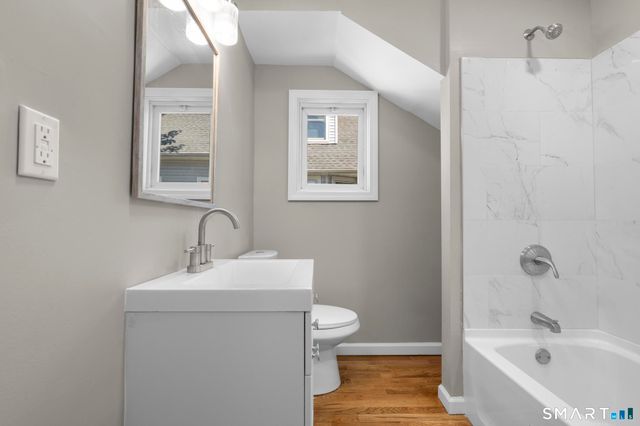 1025 Townsend Avenue, New Haven, CT 06512