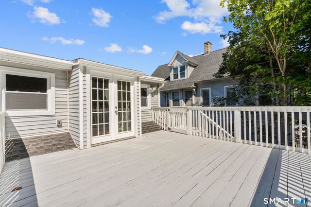 1025 Townsend Avenue, New Haven, CT 06512