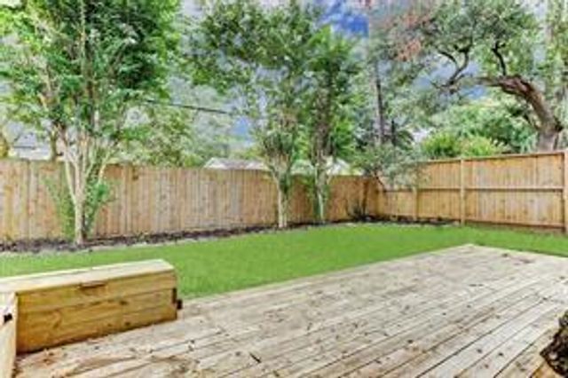 5429 Lincrest Lane, Houston, TX 77056