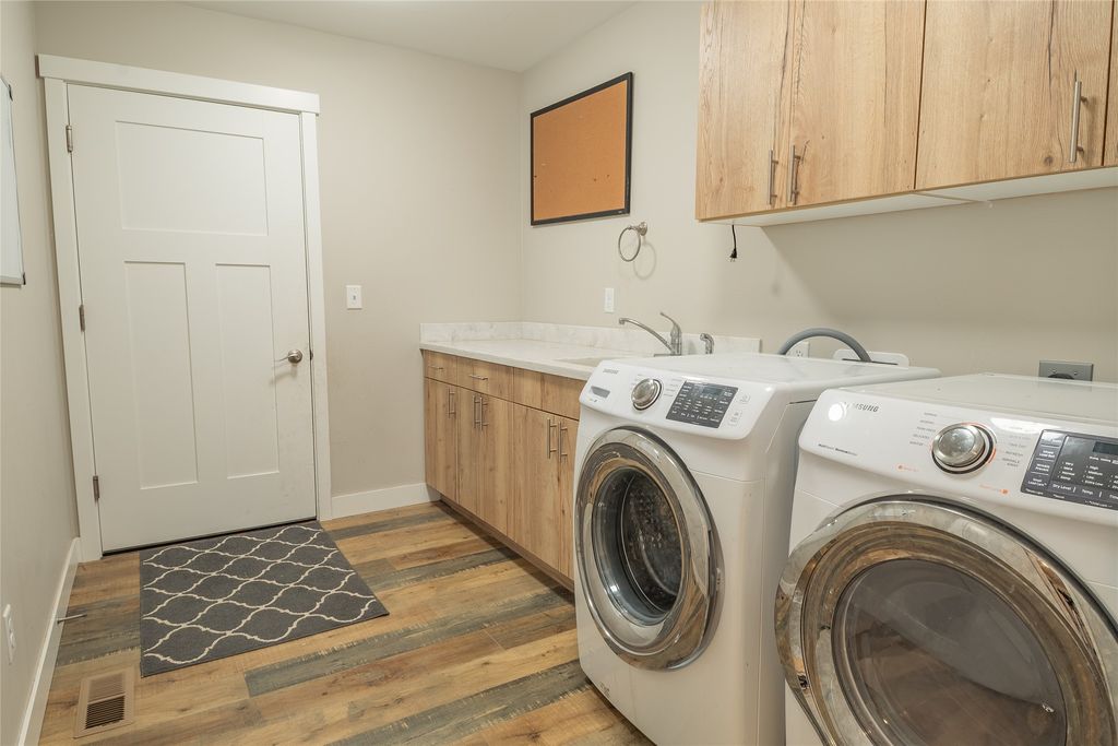 Image 17 of property listing at 316 Spring Street, Townsend, MT 59644