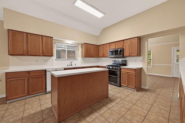 2743 N Larkspur Circle, Pearland, TX 77584