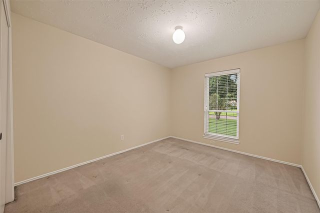 2743 N Larkspur Circle, Pearland, TX 77584