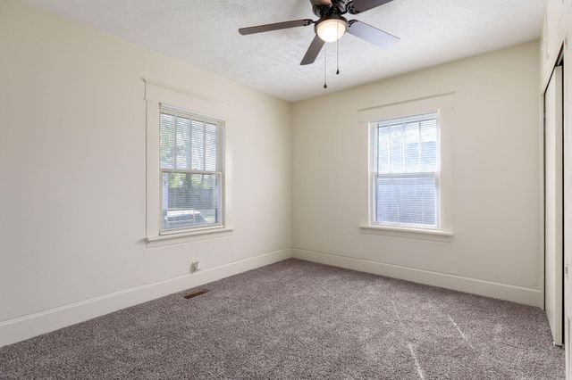 735 S Missouri Avenue, Springfield, MO 65806