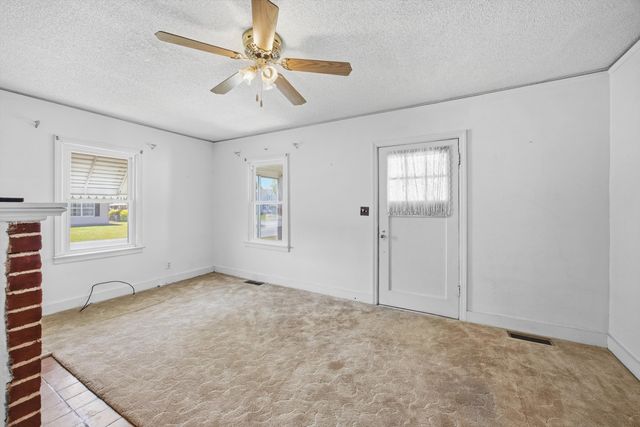 618 Carden Avenue, Rossville, GA 30741