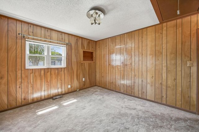 618 Carden Avenue, Rossville, GA 30741