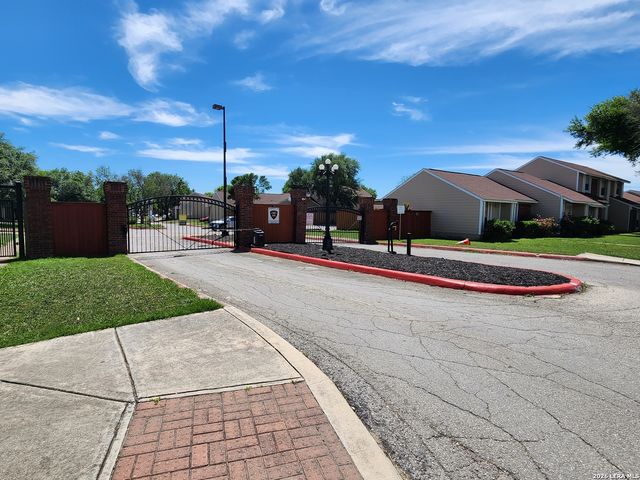 9140 Timber Path Unit 2204, San Antonio, TX 78250