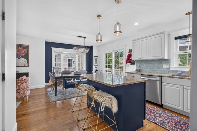 92 Turtle Brook Rd 92, Canton, MA 02021
