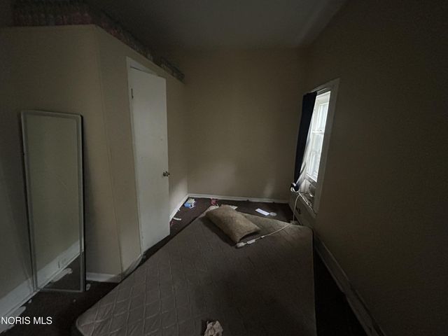 4135 Walker Avenue, Toledo, OH 43612