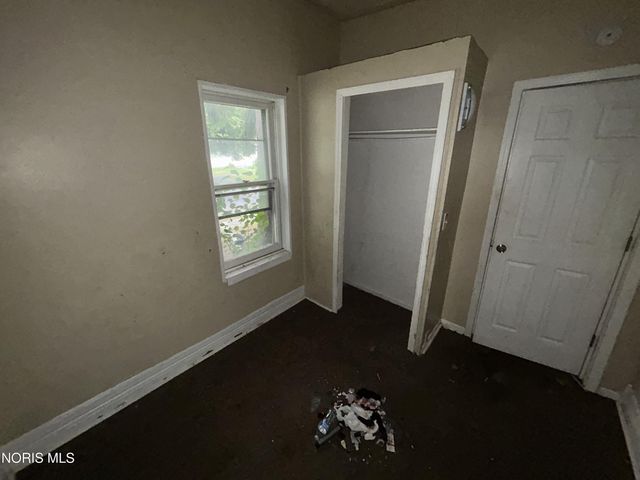 4135 Walker Avenue, Toledo, OH 43612