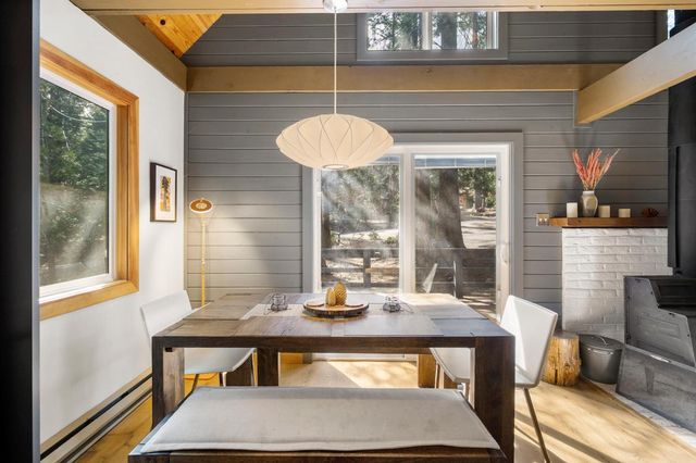 2483 Karock Rd, Dorrington, CA 95223