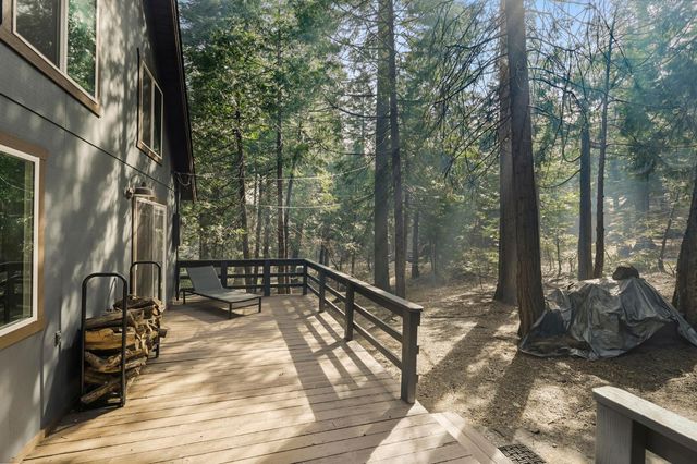 2483 Karock Rd, Dorrington, CA 95223