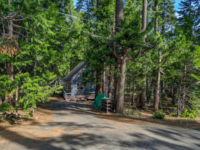 2483 Karock Rd, Dorrington, CA 95223