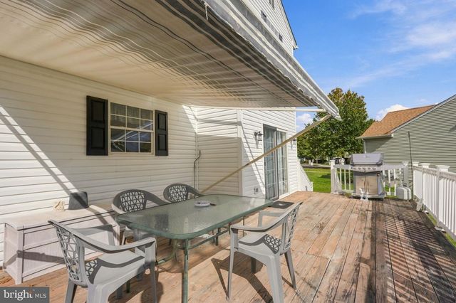 9 ROSLYN DR, Delran Twp, NJ 08075
