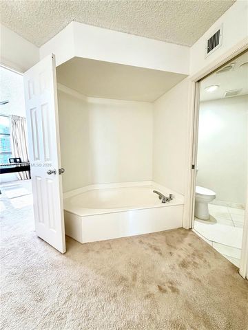 3530 Mystic Pointe Dr 2605, Aventura, FL 33180