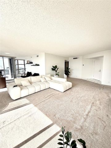 3530 Mystic Pointe Dr 2605, Aventura, FL 33180