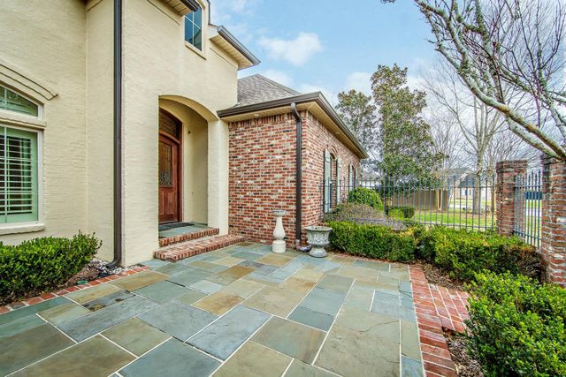 411 Keystone Loop, Houma, LA 70360