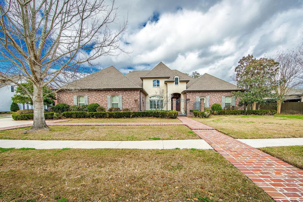 411 Keystone Loop, Houma, LA 70360
