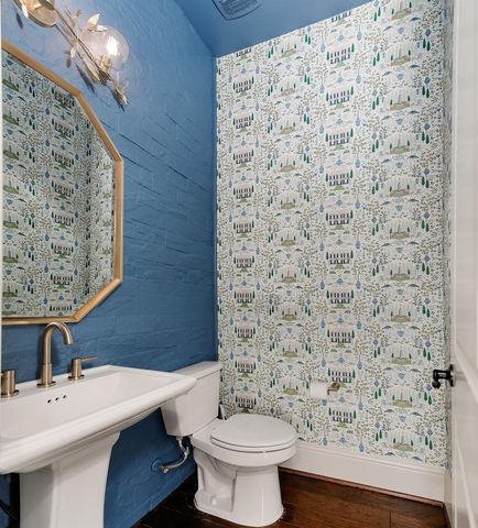 66 W Sawyer Ridge Drive, The Woodlands, TX 77389