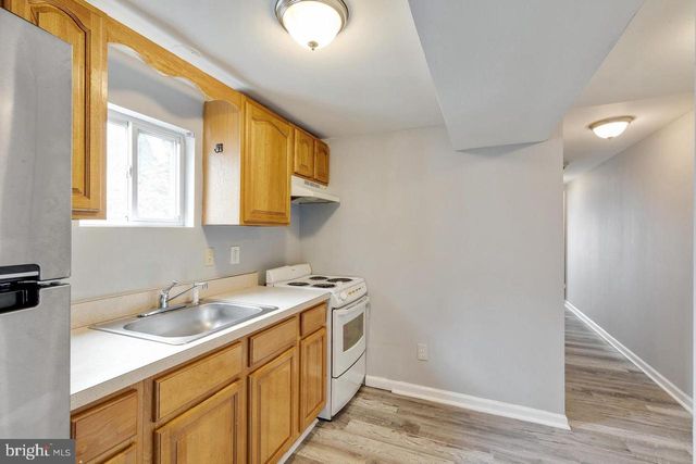 1711 N GRATZ ST, Philadelphia, PA 19121